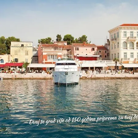 Center New 300 Meters From The Sea Appartamento Porec