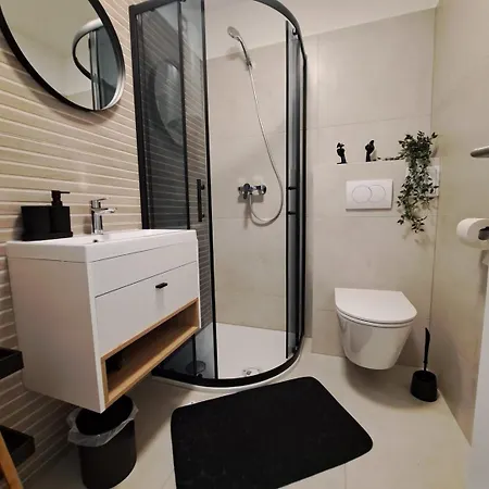 Center New 300 Meters From The Sea Apartment Porec