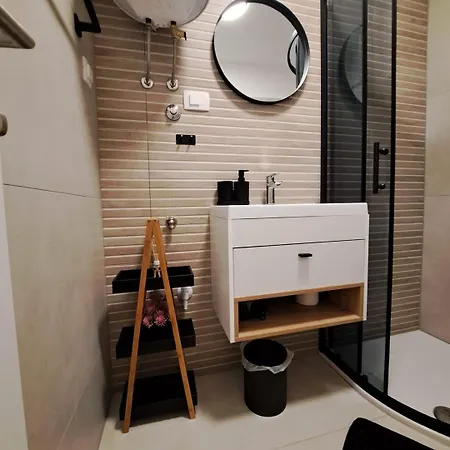 Apartment Center New 300 Meters From The Sea Poreč